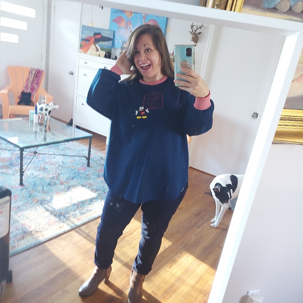 Disney Mickey & Co Long Sleeve Light Sweatshirt with Embroidered Minnie